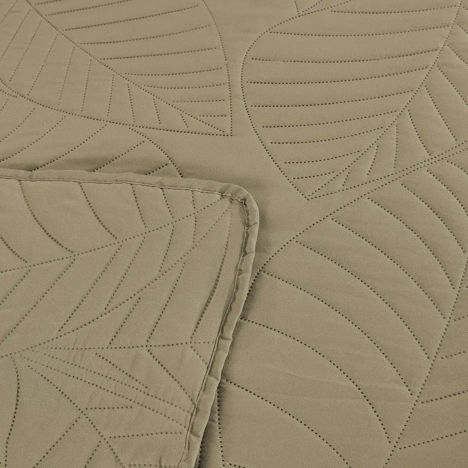 Cuvertura bej pentru pat cu model LEAVES Dimensiuni: 170 x 210 cm