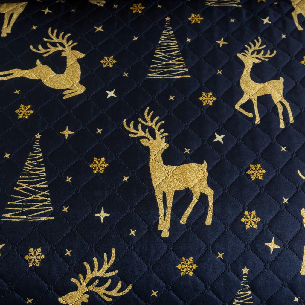 Cuvertura de pat GOLDEN DEER albastru inchis Dimensiune: 220 x 240 cm