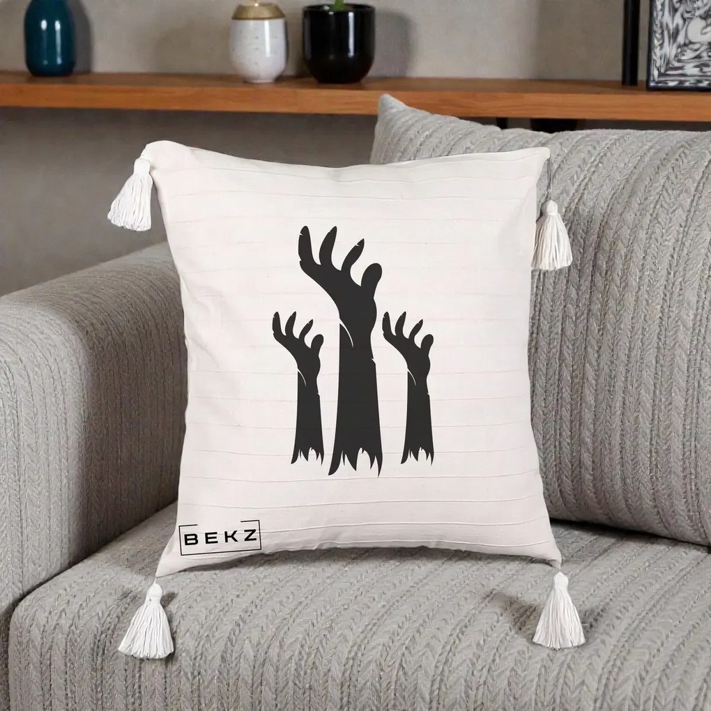 Perna Decorativa Halloween Maini Zombie Alb-Negru, 40x40 cm, Bej cu Franjuri, Husa Detasabila, Perna Inclusa, BEKZ®