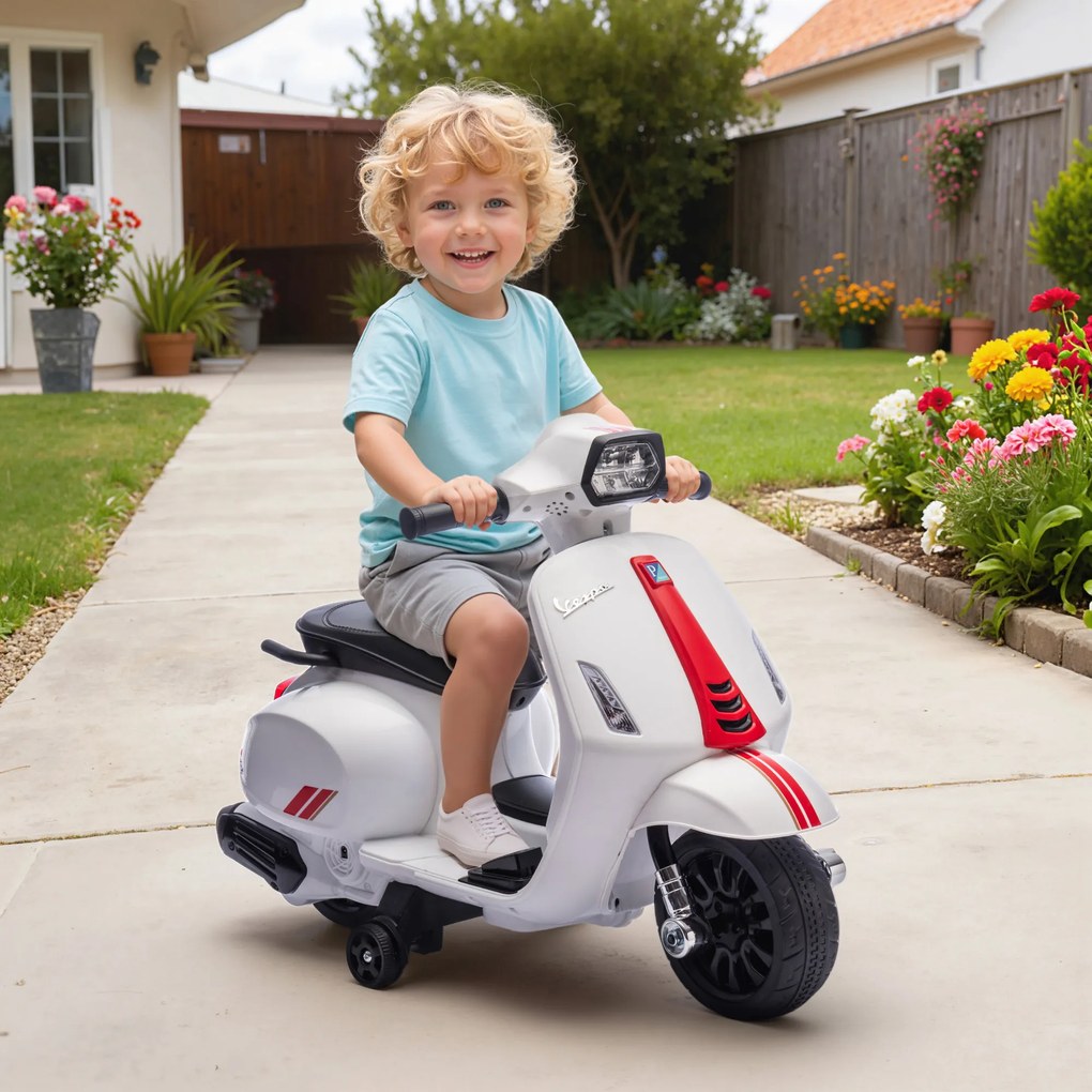 AIYAPLAY Motocicletă Electrică pentru Copii cu Licență Vespa, Baterie Reîncărcabilă 6V, Roți Ajutătoare și Lumini, 2-4 Ani, Albă | Aosom Romania