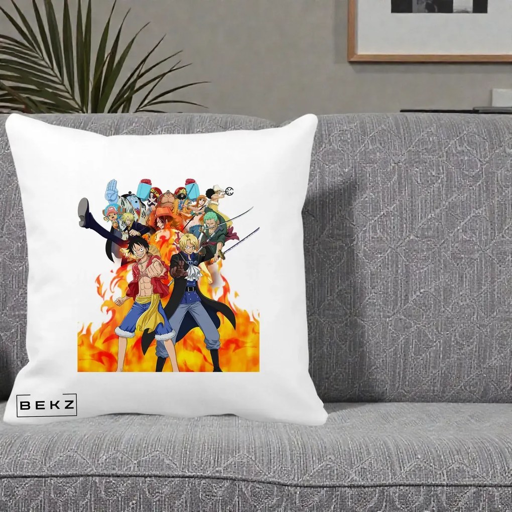 Perna personalizata One Piece Echipa Straw Hat in Flacari, 40x40 cm cu Umplutura, Alb Mat, BEKZ
