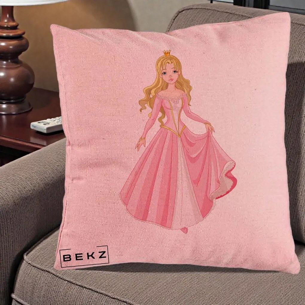 Perna Decorativa Printesa Aurora Rochie Roz, 40x40 cm, Roz, Husa Detasabila, Perna Inclusa, BEKZ®