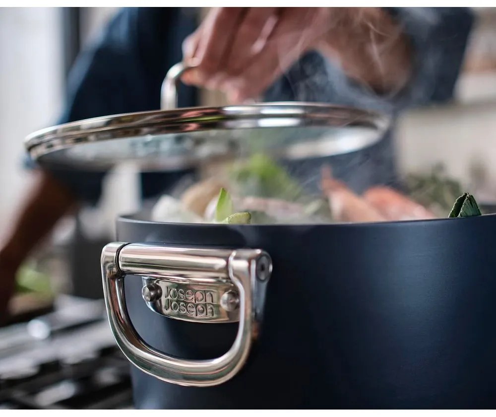 Oală cu capac/cu suprafață ceramică adecvată pentru plita cu inducție Space – Joseph Joseph