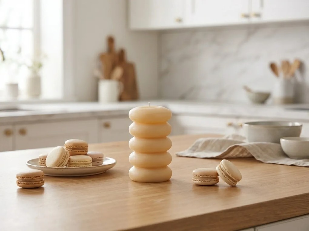 Lumanare cilindrica MACARON 11,5 cm galben deschis