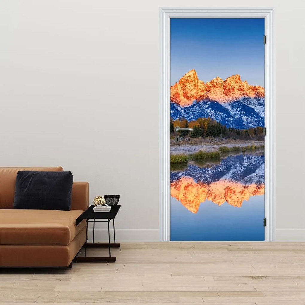 Fototapet pentru ușă - Creste montane înzăpezite (95x205cm)