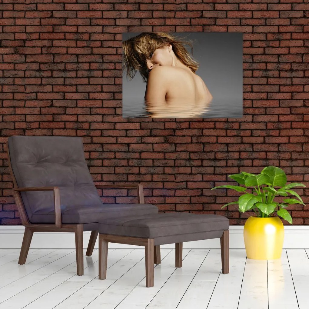 Tablou pe sticlă - Imaginea unei femei care face baie (70x50 cm)