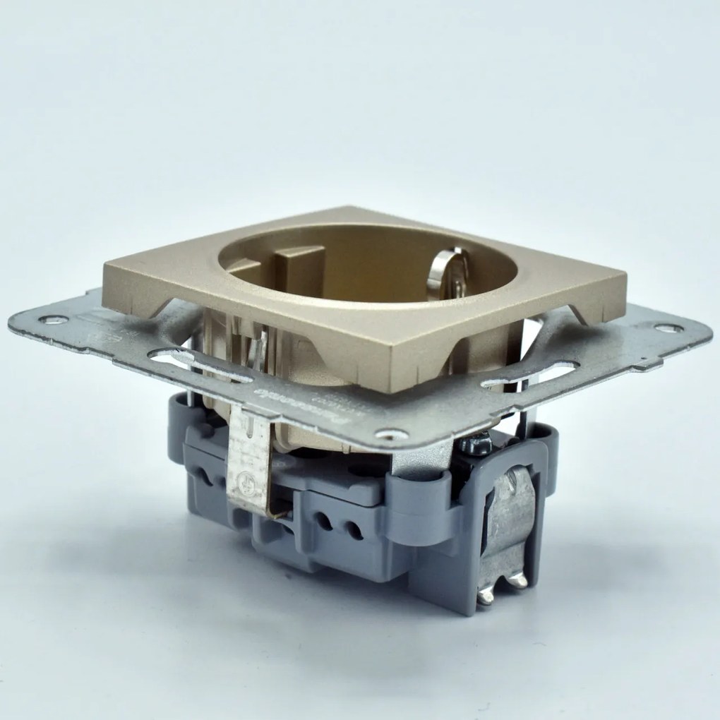 Priza simpla cu impamantare, 16A, IP20, Bronz, Panasonic Arkedia Slim \ Karre Plus