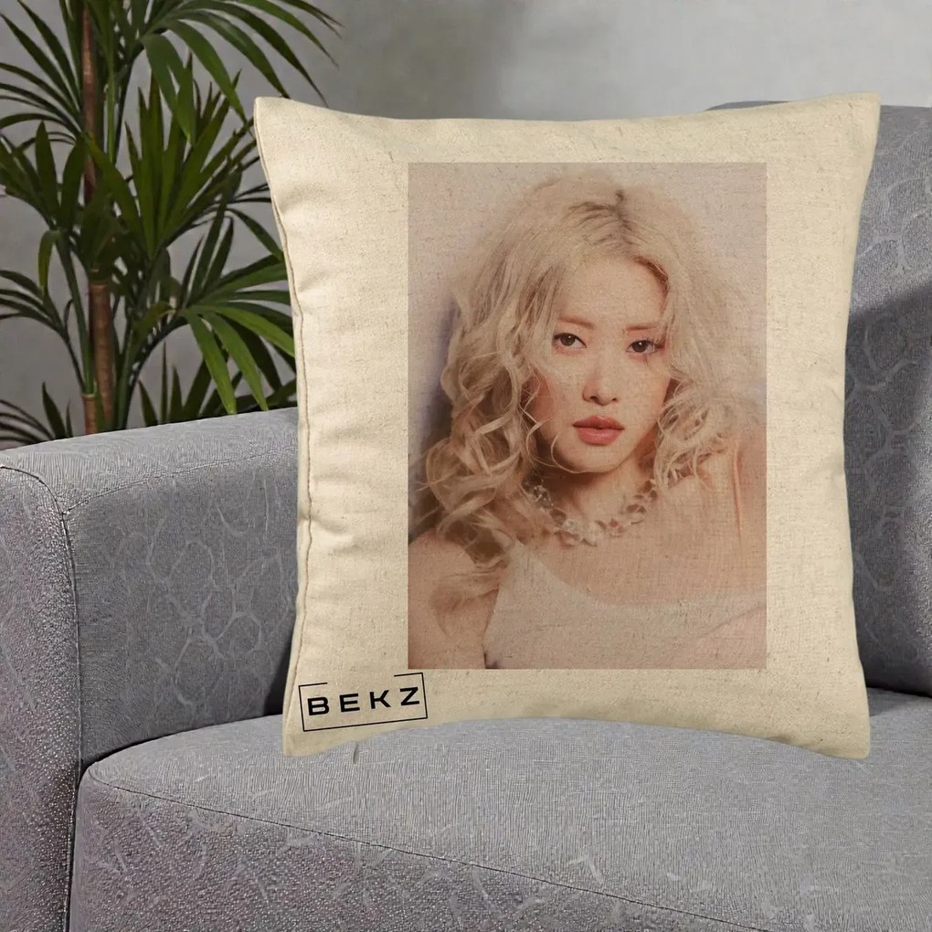 Perna Personalizata K-pop BLACKPINK Rose, 40x40 cm, Bej, Husa Detasabila, Perna Inclusa, BEKZ®