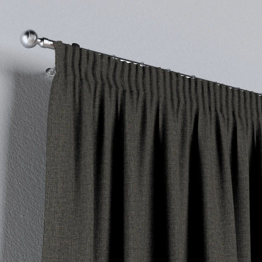 Perdea cu bandă de pliuri