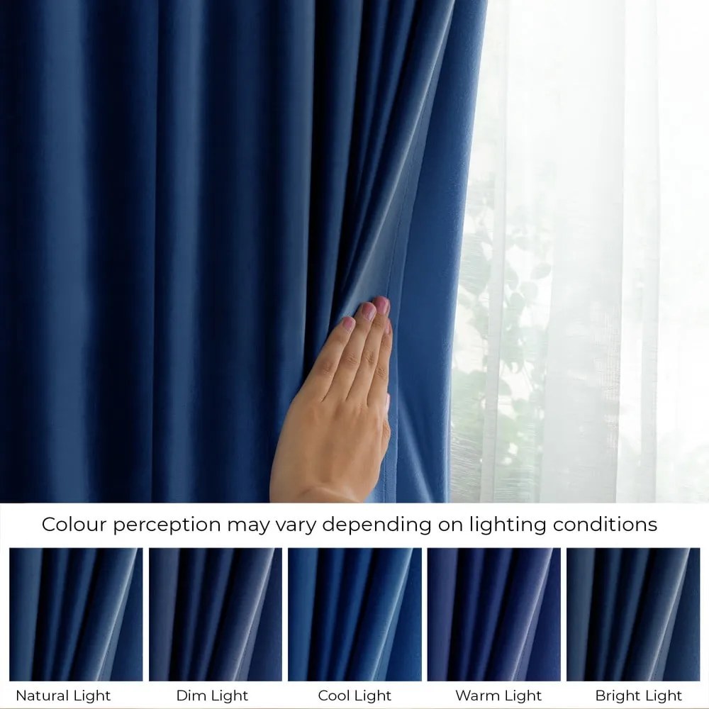 Draperie albastru-închis dimout (semi-opacă) din catifea 140x270 cm Eyelets – Restilo