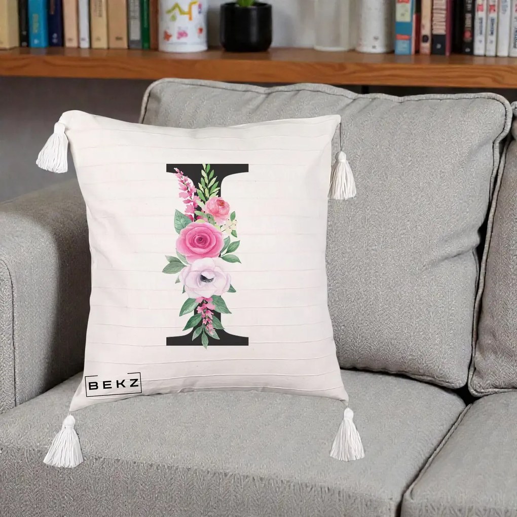 Cadou Personalizat - Perna Personalizata Monograma Florala Litera I, 40x40 cm, Bej cu Franjuri, Husa Detasabila, Perna Inclusa, BEKZ®