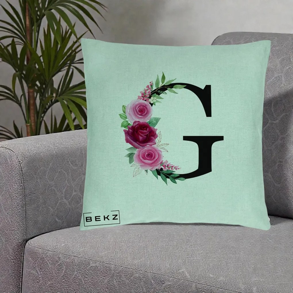 Cadou Personalizat - Perna Personalizata Monograma Florala Litera G, 40x40 cm, Verde Menta, Husa Detasabila, Perna Inclusa, BEKZ®