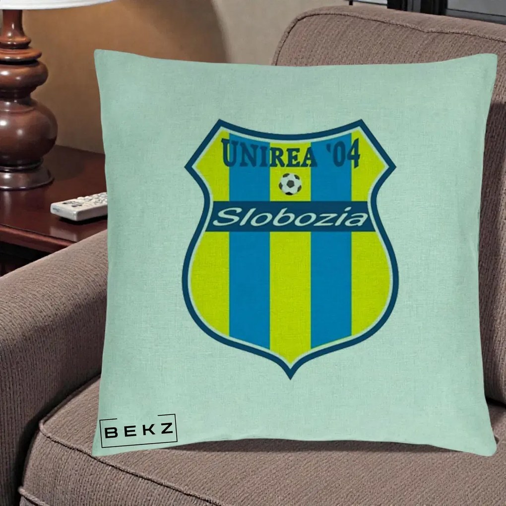 Perna Personalizata Unirea '04 Slobozia Fotbal, 40x40 cm, Verde Menta, Husa Detasabila, Perna Inclusa, BEKZ®