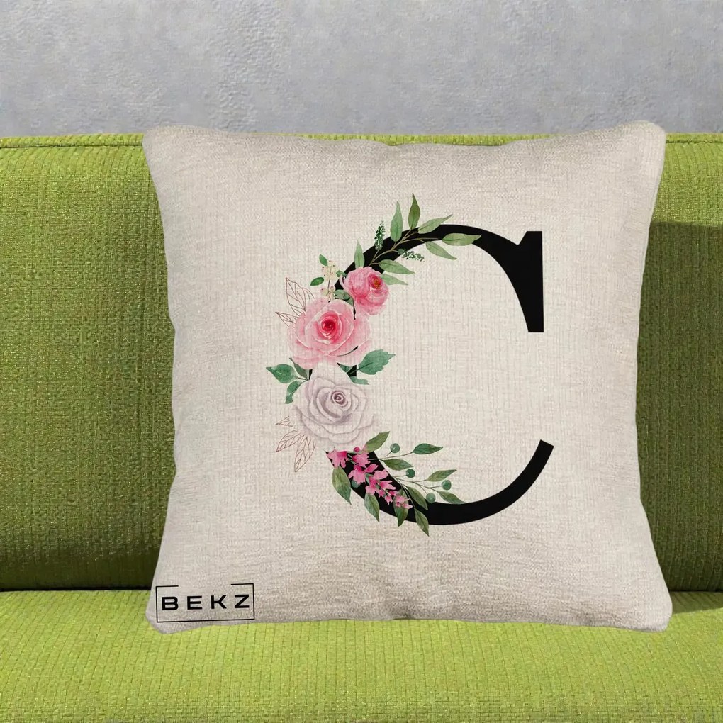Cadou Personalizat - Perna Personalizata Monograma Florala Litera C, 40x40 cm, Bej Canapea, Husa Detasabila, Perna Inclusa, BEKZ®