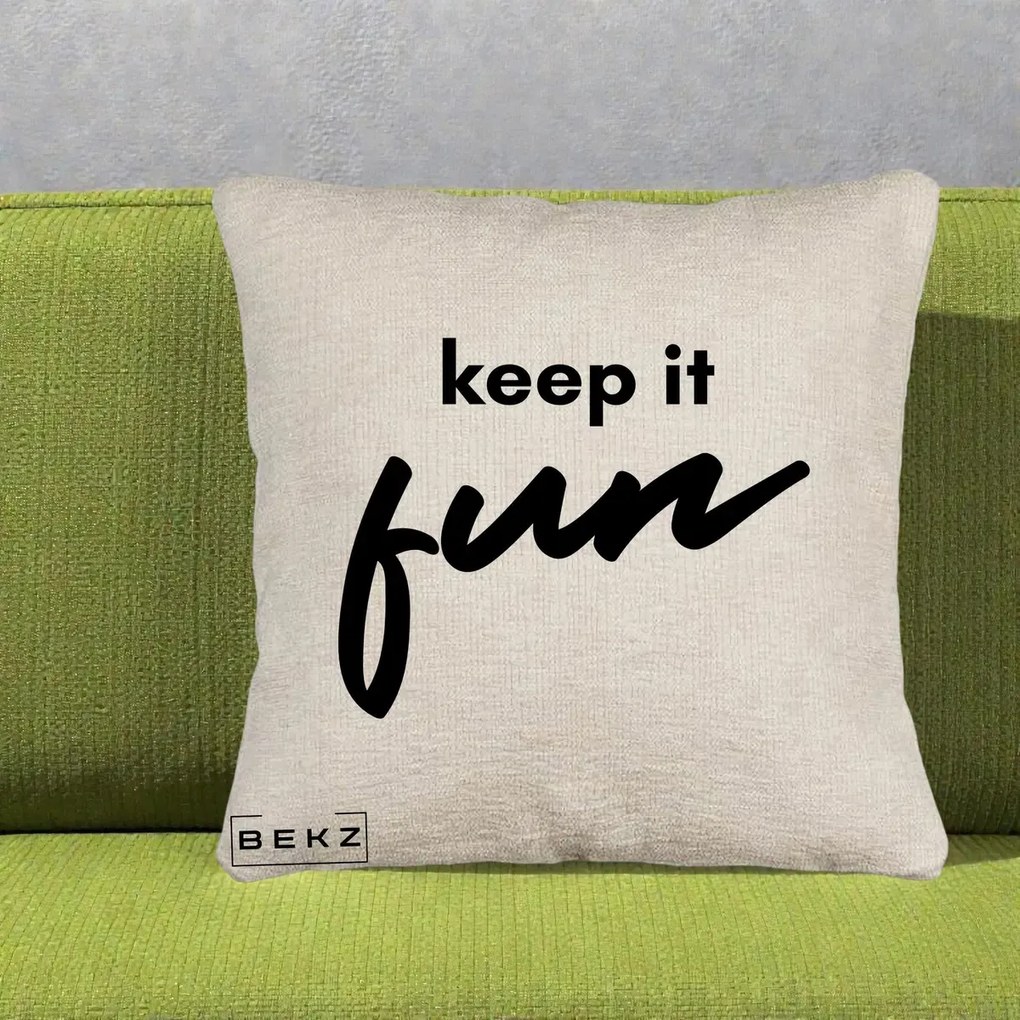 Perna Decorativa Keep It Fun, 40x40 cm, Bej Canapea, Husa Detasabila, Perna Inclusa, BEKZ®