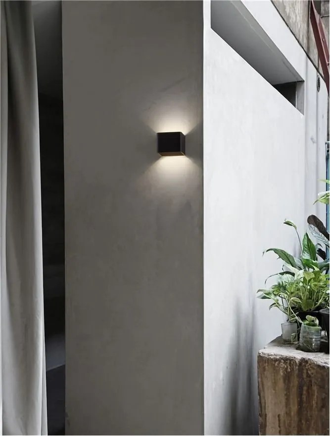 Aplica LED ambientala design modern minimalist EPIC negru