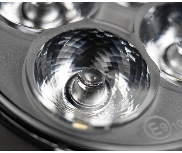 Proiector LED pentru tractor BLACK LED/20W/10-30V IP69 5700K rotund