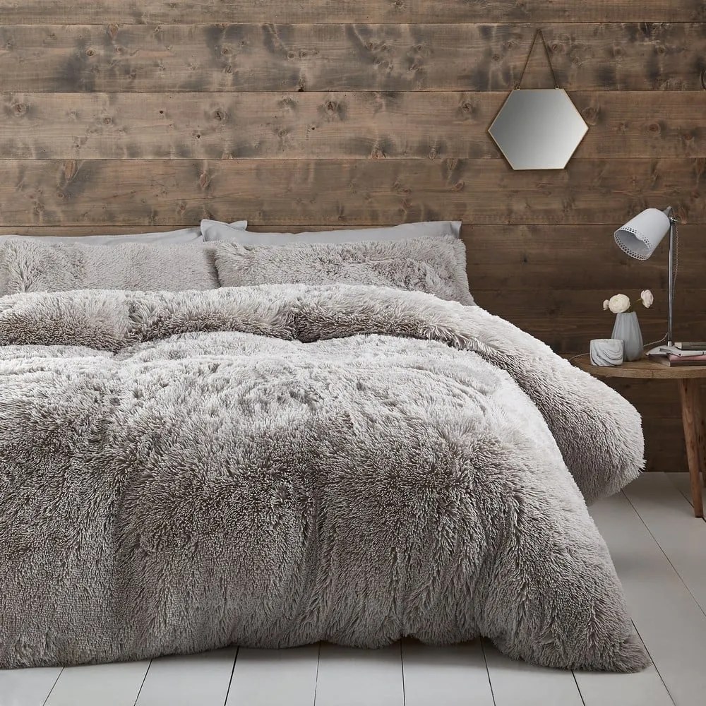 Lenjerie de pat din micropluș gri deschis Catherine Lansfield Cuddly, 135 x 200 cm, gri