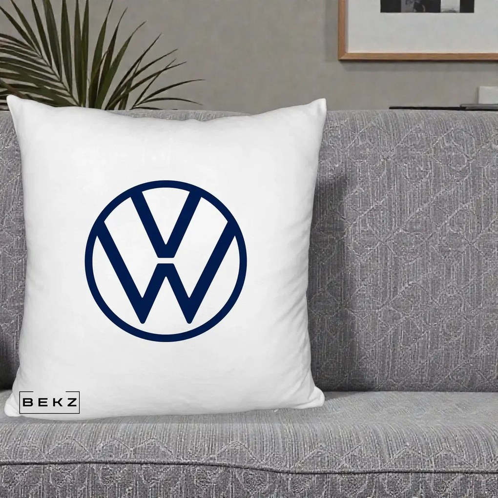 Perna Personalizata cu emblema Volkswagen, 40x40 cm, Alb Pufos, Husa Detasabila, Perna Inclusa, BEKZ®