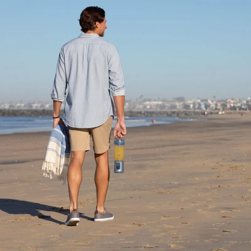 Blender portabil Ninja Blast BC151EUNV, 7,4 W, 530 ml, 6 lame din otel, Zdrobire gheata, Pana la 10 cicluri, Fara BPA, USB-C, Albastru