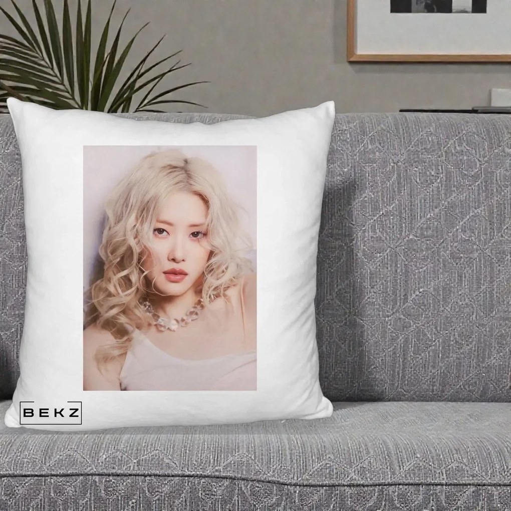 Perna Personalizata K-pop BLACKPINK Rose, 40x40 cm, Alb Pufos, Husa Detasabila, Perna Inclusa, BEKZ®