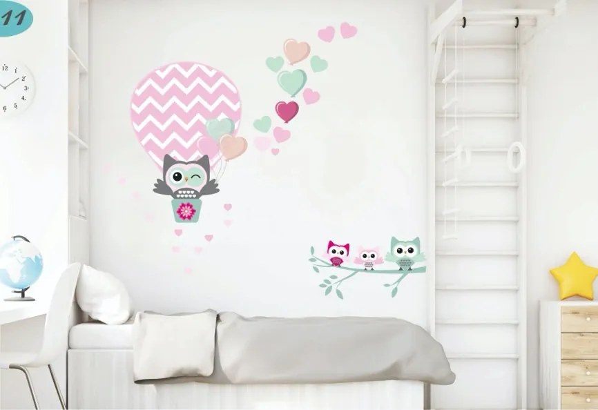Autocolant decorativ de perete în culori pastelate Owl In Love 60 x 120 cm