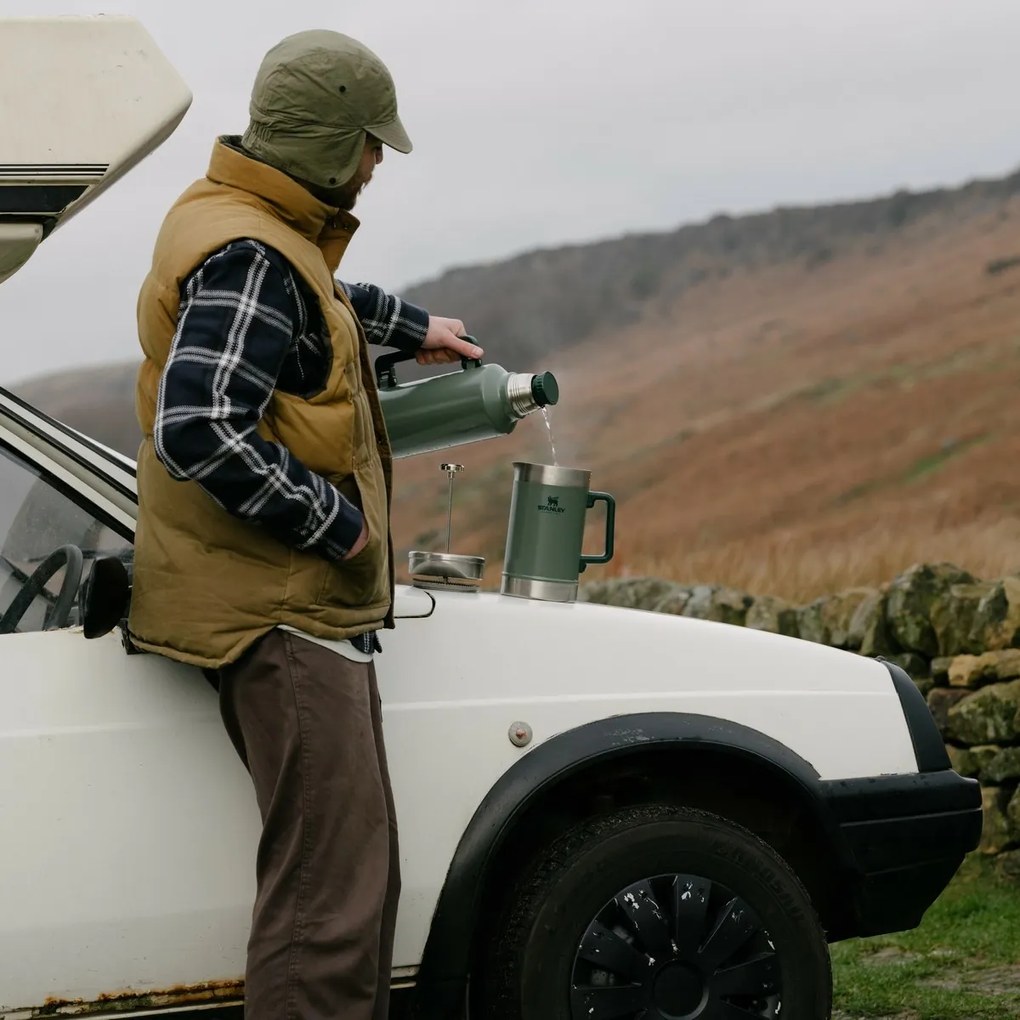 Stanley Cană Stay Hot French Press 1,4 lHammertone Green