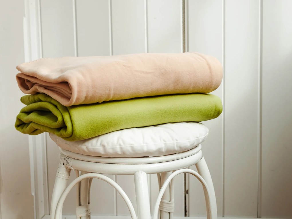 Patura din fleece FALISA bej Dimensiune: 160 x 200 cm