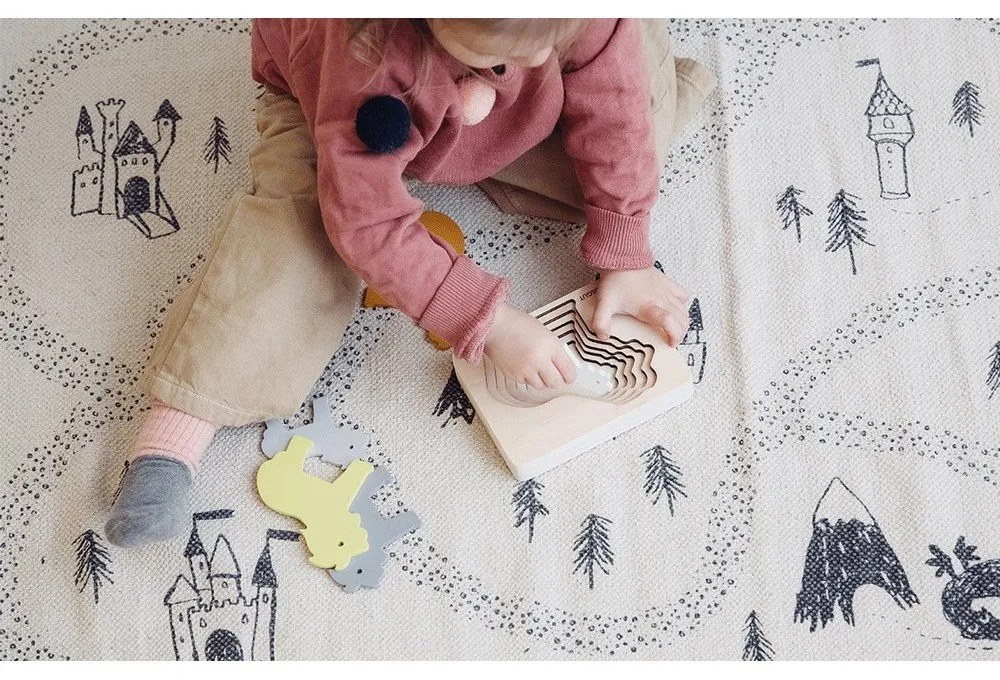 Puzzle din lemn pentru copii Kindsgut Lion