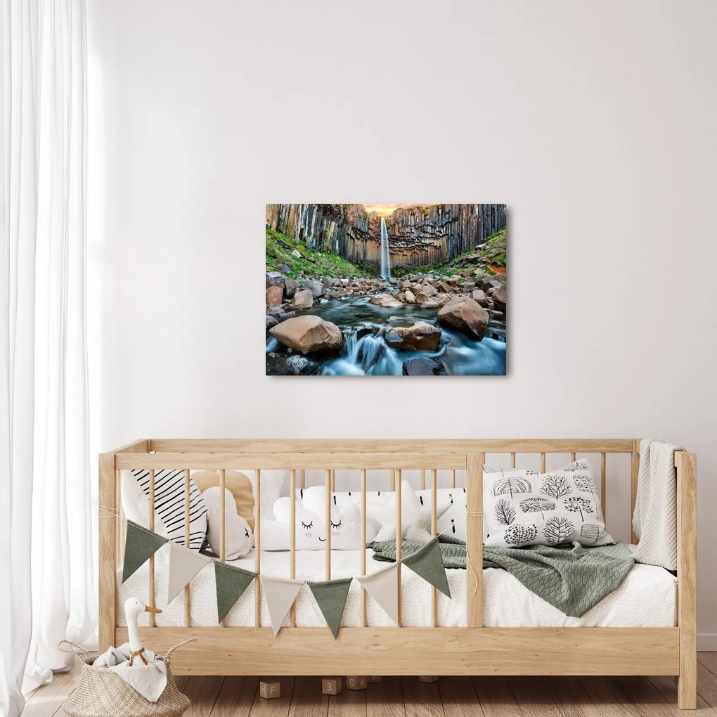 Tablou - Cascada Svartifoss, Islanda (70x50 cm)