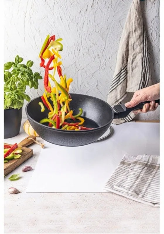 Tigaie adâncă Klausberg KB 7692, 28 cm, acoperire marmorată, compatibilă cu plitele cu inducție, negru
