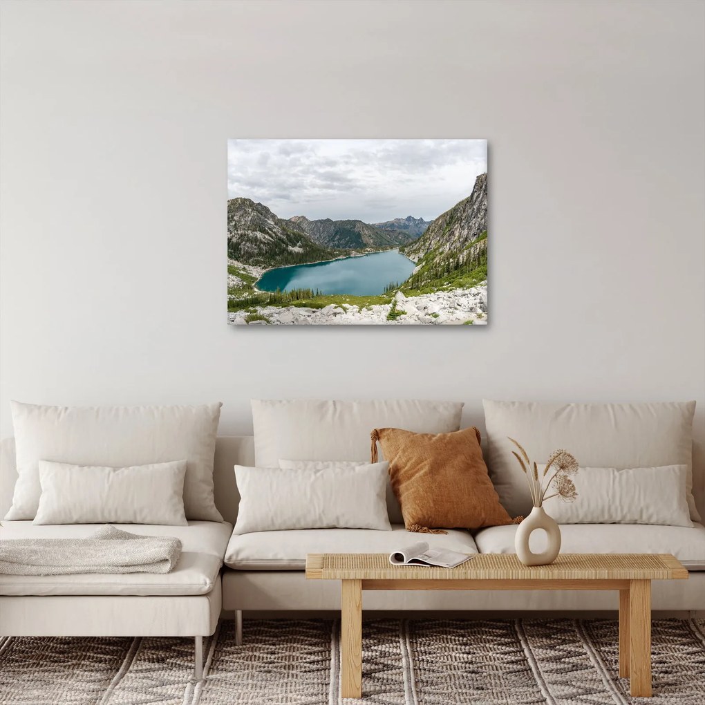 Tablou cu lac în munți (70x50 cm)