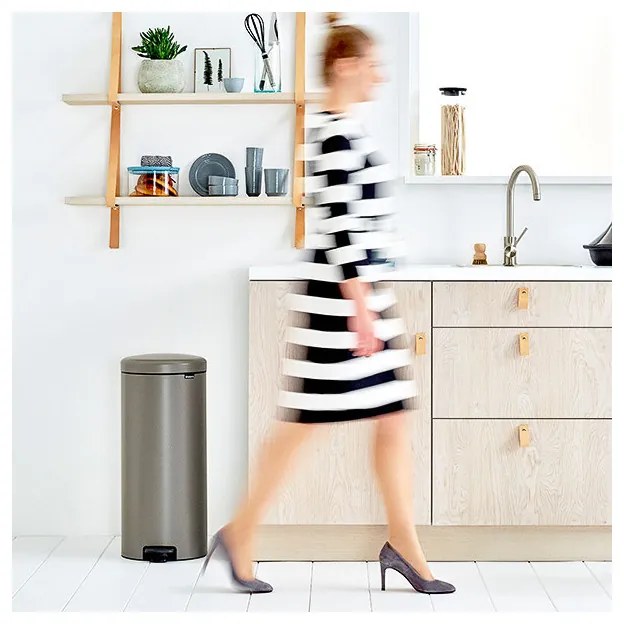 Cos cu pedala Brabantia NewIcon 649057, 30 L, Inchidere usoara, Baza antiderapanta, Gri