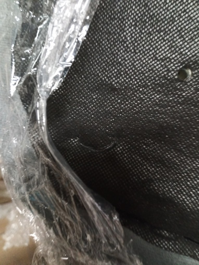 OFERTA Scaun de catifea gri inchis COMO cu picioare negre calitate II