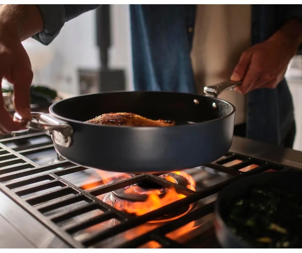 Tigaie cu suprafață ceramică ø 28 cm Space – Joseph Joseph