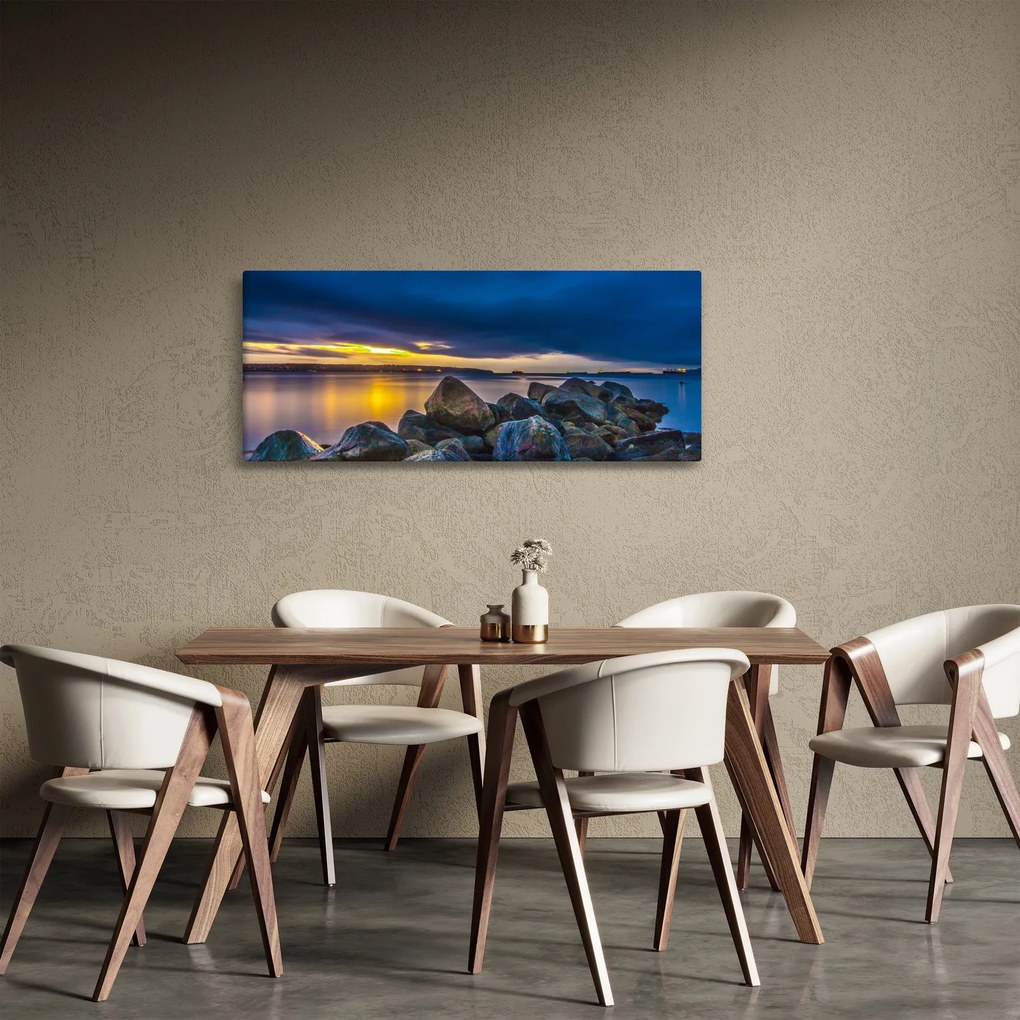 Tablou - Nori de furtună deasupra apei (120x50 cm)