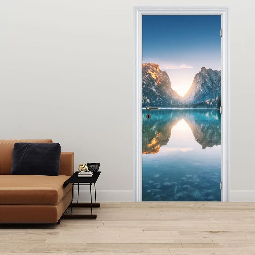 Fototapet pentru ușă - Lac montan (95x205cm)