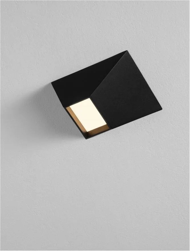 Spot LED aplicat stil minimalist OUTOPIA negru