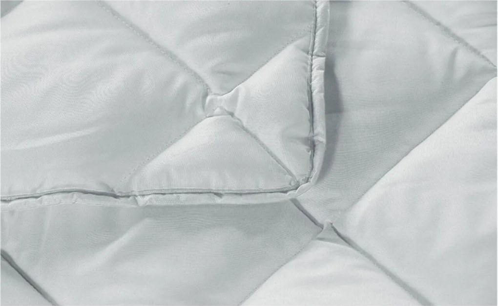 Pilota Alcam de vara din microfibra alba 200x220 cm, 150g/mp