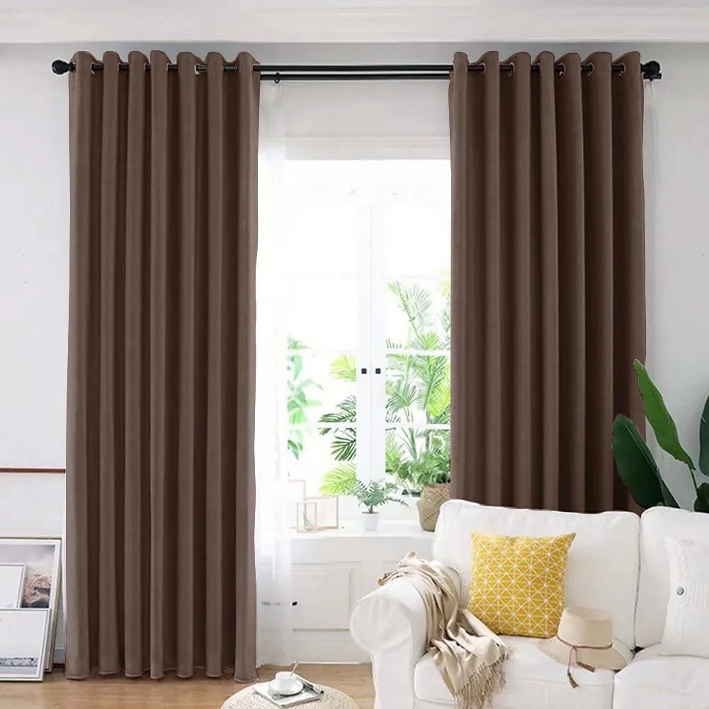 Set draperie din catifea blackout cu inele, Madison, densitate 700 g/ml, English Walnut, 2 buc