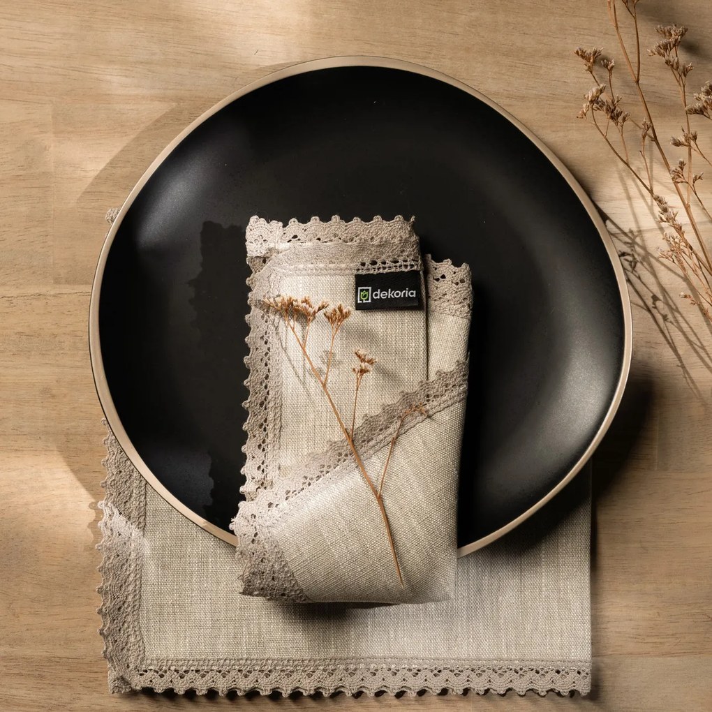 Set de șervețele din in cu dantelă 4 buc.