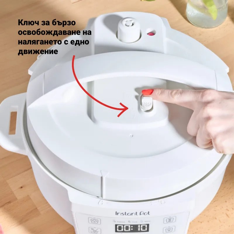Multicooker Instant Pot Classic Mini 140800001, 800W, 3.8 l, 7 programe, Afisaj LCD, Otel inoxidabil, Negru