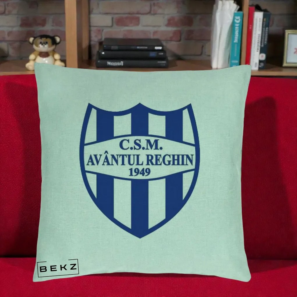 Perna Personalizata CSM Avantul Reghin 1949, 40x40 cm, Verde Menta, Husa Detasabila, Perna Inclusa, BEKZ®