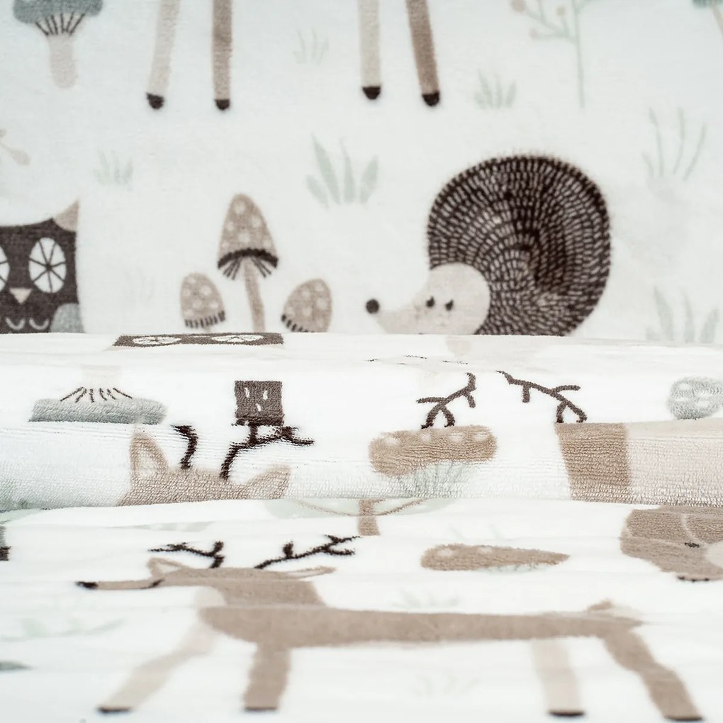 Lenjerie de pat pentru copii din microflanel 4Home Nordic friends, 140 x 200 cm, 70 x 90 cm