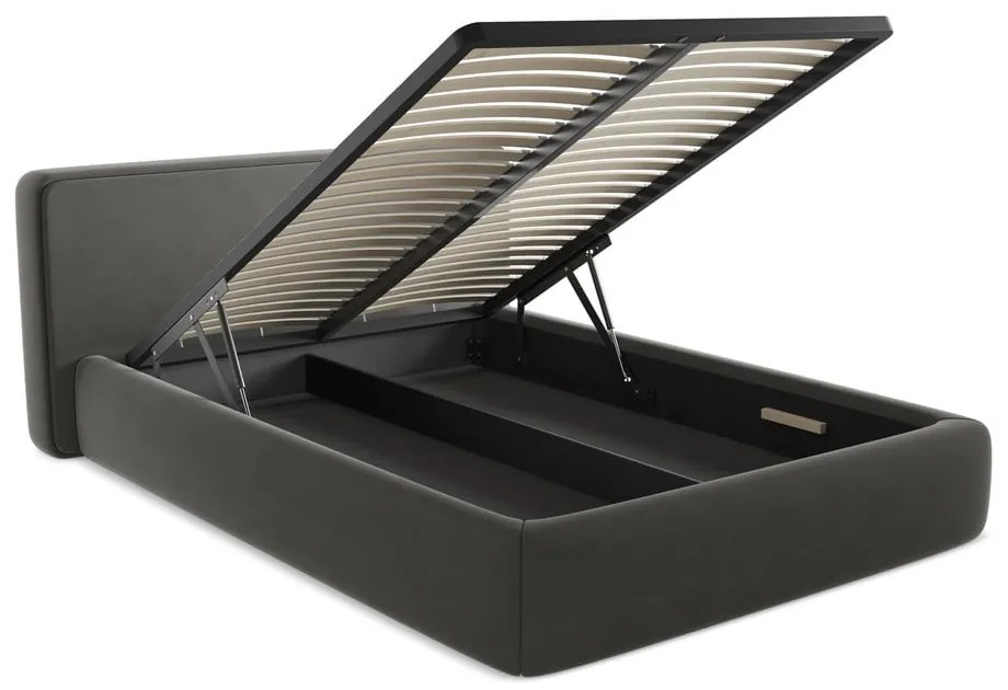 Pat matrimonial gri închis tapițat cu spațiu de depozitare cu somieră 180x200 cm Kiana – Makamii