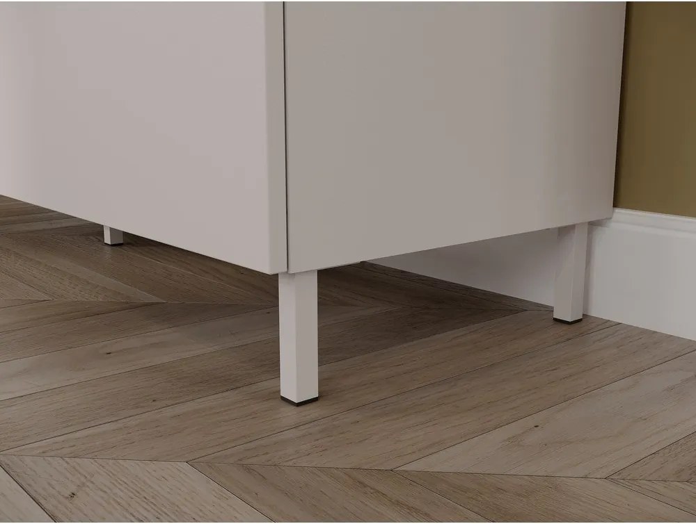 Comodă crem cu aspect mat 151x98x40 cm Savoca – Germania