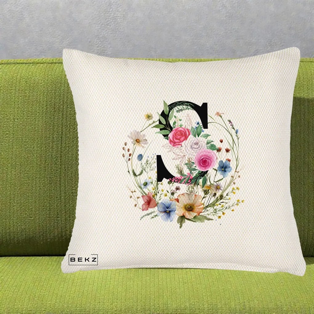 Cadou Personalizat - Perna Personalizata Monogram Litera S cu Flori Acuarela, 40x40 cm, Crem Reliefat, Husa Detasabila, Perna Inclusa, BEKZ®
