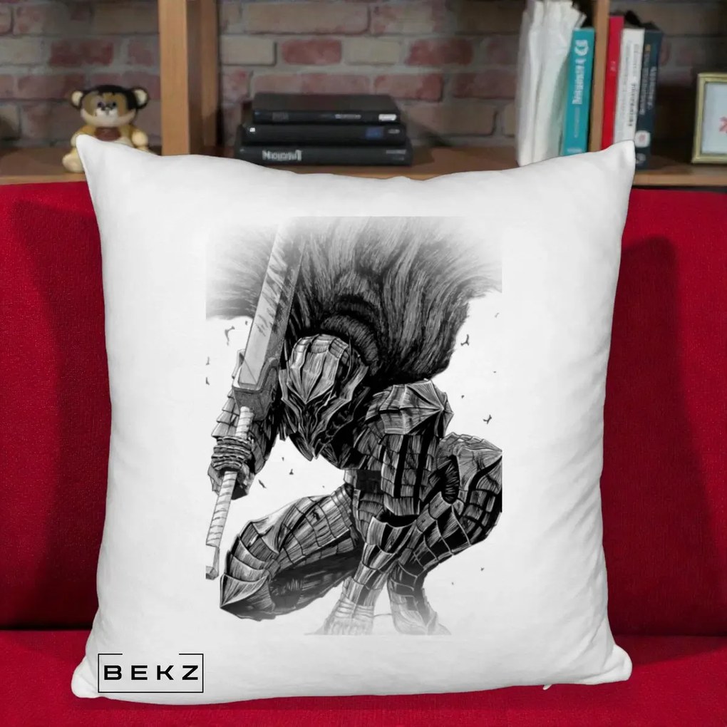 Perna Personalizata Berserk Guts Armor of Darkness Manga, 40x40 cm, Alb Pufos, Husa Detasabila, Perna Inclusa, BEKZ®