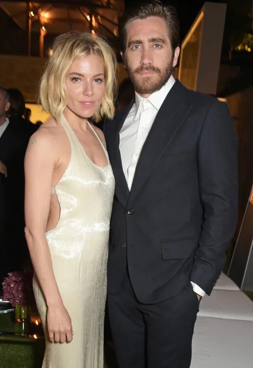 Fotografie Sienna Miller and Jake Gyllenhaal, David M. Benett