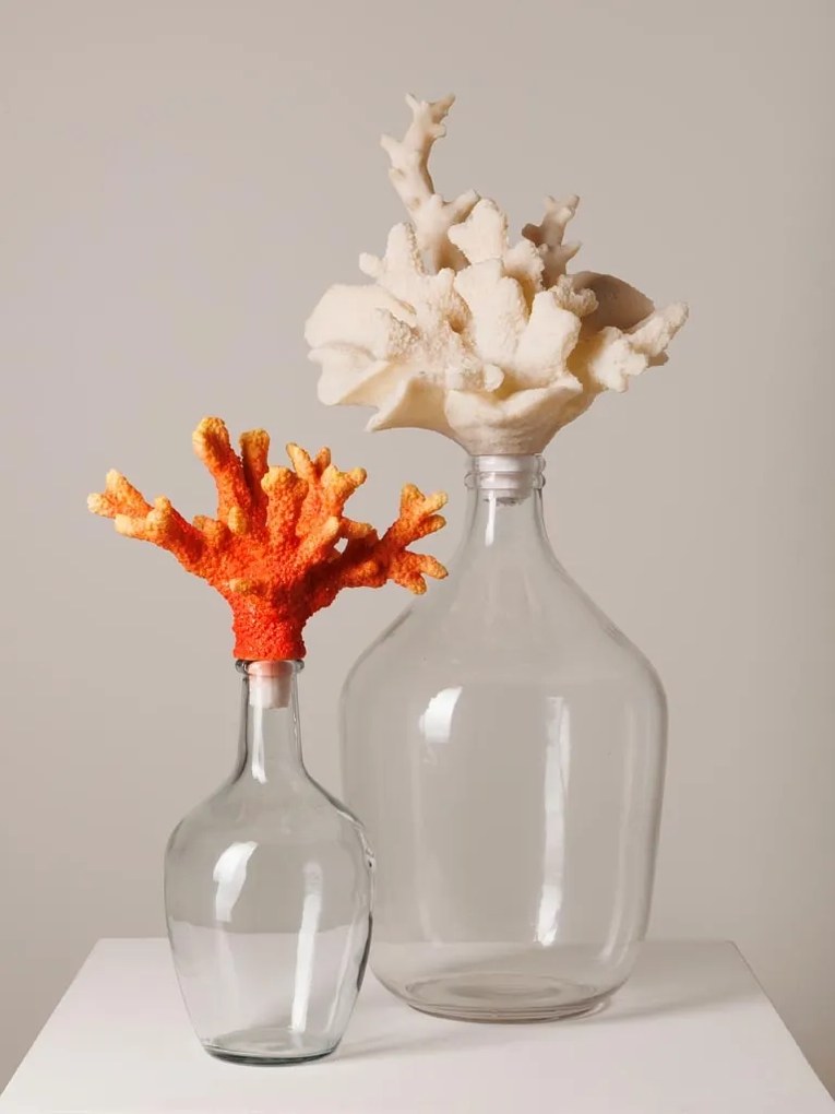 Sticla cu capac in forma de coral White